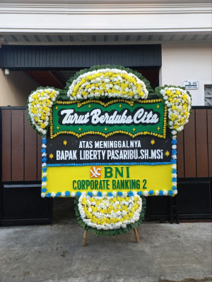 Papan Bunga Duka di Seli